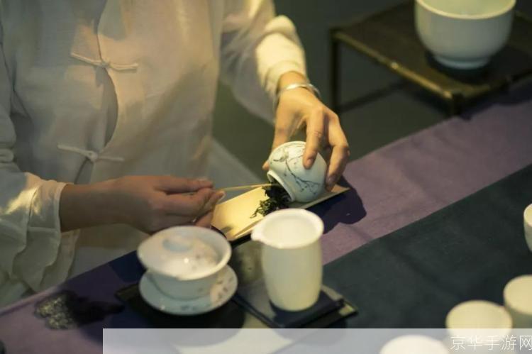 品茗的艺术：如何正确使用和欣赏茶叶